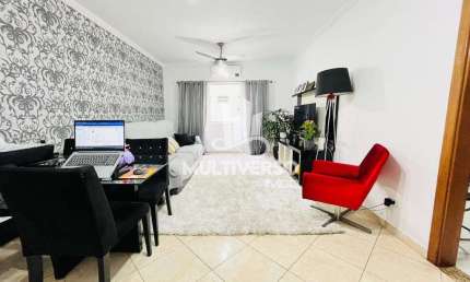 Excelente apartamento reformado 2 dormitórios no Campo Grande em Santos