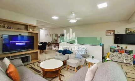 Casa à venda, 3 quartos no bairro Ponta da Praia em Santos