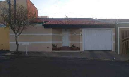 Casa com 3 quartos à venda no Jardim Auri Verde, Bauru 