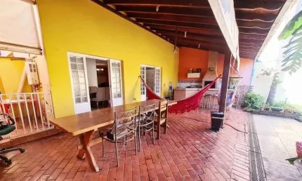 Casa com 4 quartos à venda no Residencial Jardim Jussara, Bauru 