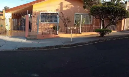 Casa com 3 quartos à venda no Jardim Nova Esperança, Bauru 