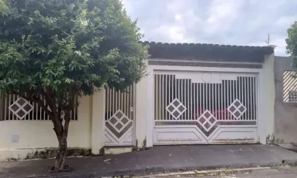 Casa com 3 quartos à venda na Vila Dutra, Bauru 