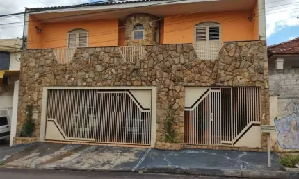 Casa com 3 quartos à venda na Vila Falcão, Bauru  por R$ 470.000