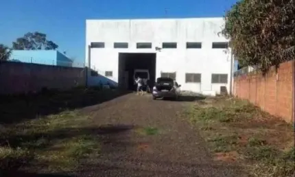 Barracão e galpão em quinta da bela olinda, (bauru) - sp