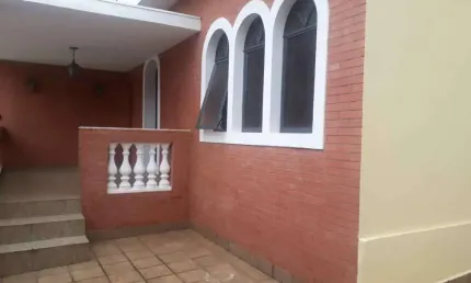 Casa com 4 quartos à venda no Centro, Bauru 
