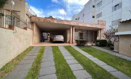Casa com 3 quartos à venda no Centro, Bauru 