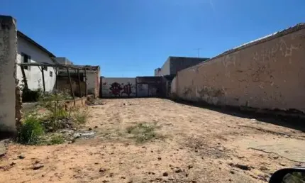Terreno à venda no Centro, Bariri 
