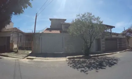 Casa com 5 quartos à venda no Jardim Bela Vista, Bauru 