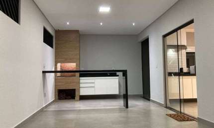 Casa para venda com 200 m² e 3 quartos em Jardim Terra Branca, Bauru - SP