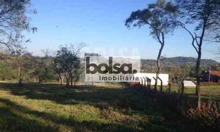 Área para venda com 1,5 alq. em Centro, Piratininga - SP