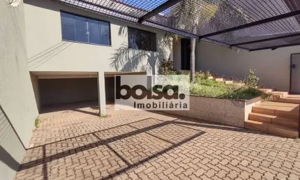 Casa para aluguel e venda com 3 m² e 3 quartos em Vila Nova Cidade Universitária, Bauru - SP