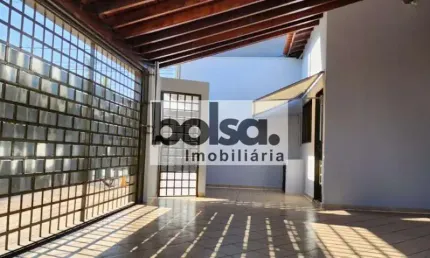 IMOVEL COMERCIAL DE ESQUINA MAIS CASA COM 3 DOMITÓRIOS ! !