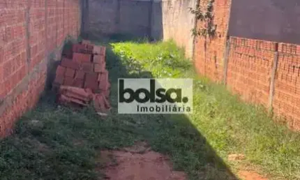 Terreno à venda no Jardim Mendonça, Bauru 