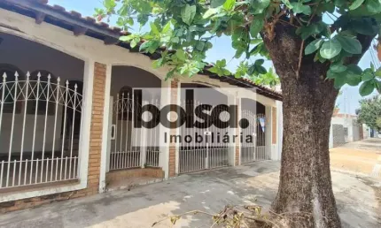 Casa para aluguel e venda com 3 quartos em jardim estoril, bauru - sp