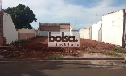 Terreno à venda no Jardim Solange, Bauru 