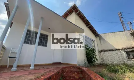 CASA PROXÍMO AVENIDA NAÇÕES NORTE E RUA BOA ESPERANÇA ! !