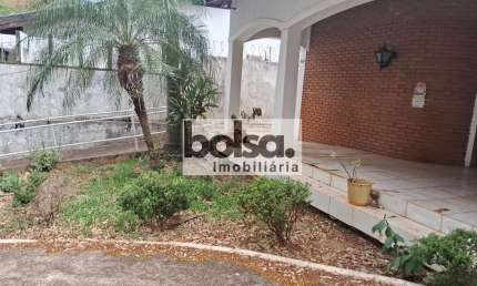 Casa para venda com 968 m² e 4 quartos em Jardim América, Bauru - SP