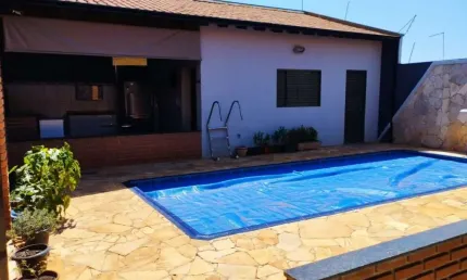 Casa com 3 quartos à venda no Jardim Alvorada, Bauru 