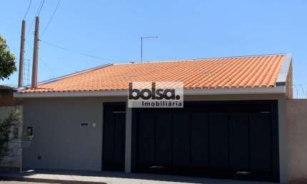 Casa com 3 quartos à venda na Vila São Paulo, Bauru 