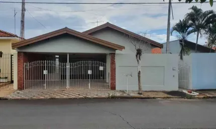 Casa com 3 quartos à venda no Jardim Estoril, Bauru 