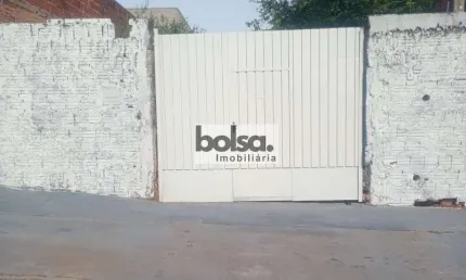 Casa com 2 quartos à venda no Tangarás, Bauru  por R$ 180.000