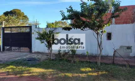 Chácara para aluguel e venda com 300 m² e 2 quartos em Vale do Igapó, Bauru - SP