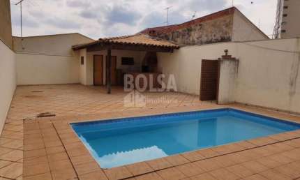 Casa com 3 quartos para alugar no Jardim América, Bauru 