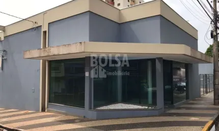 Localização privilegiada ! ! esquina com 10 vagas de garagem