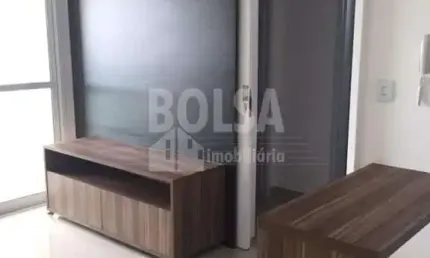 Belíssima cobertura completa em armários com excelente localização