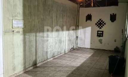 Casa com 3 quartos para alugar na Vila Popular, Bauru 