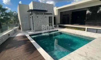 Casa com 5 quartos para alugar no Residencial Villaggio III, Bauru 