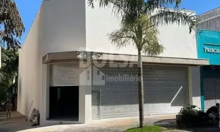 Linda loja de esquina reformada ! r$35 mil aluguel + r$300 mil de luva .