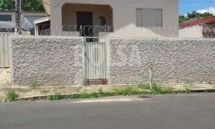 Casa com 3 quartos para alugar no Parque Vista Alegre, Bauru 