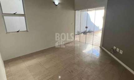 Casa com 4 quartos para alugar na Vila Aviação, Bauru 
