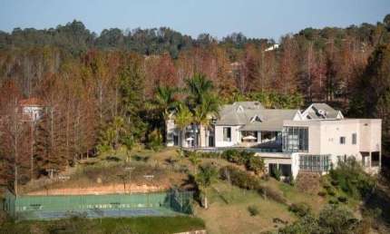 CASA DE ALTO PADRÃO A VENDA NO CONDOMÍNIO PARQUE DOS MANACÁS - IVOTURUCAIA - JUNDIAÍ/SP.