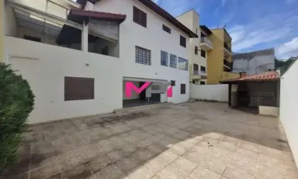 Casa a venda no bairro vila galvão - jundiaí/sp. 05 quartos - 06 vagas de garagem. *aceita permuta*.