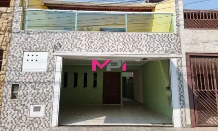 CASA A VENDA  NO BAIRRO ALMERINDA CHAVES - JUNDIAÍ/SP. 190 METROS