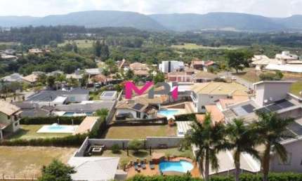 CASA NO CONDOMÍNIO VIVENDAS DO JAPI NA DIVISA DE JUNDIAÍ/ITUPEVA.