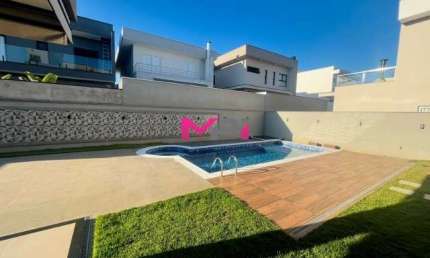 CASA COM TERRENO DE 500 M2 A VENDA NO CONDOMÍNIO RESERVA ERMIDA - ELOY CHAVES - JUNDIAÍ/SP.