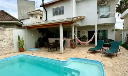 Casa a venda Vivenda Centenario Parque Centenario Jundiai SP 3 quartos suite piscina