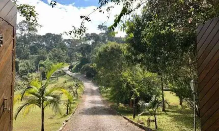 CHACARA A VENDA NO BAIRRO JARDIM ITALIA - JUNDIAÍ/SP.