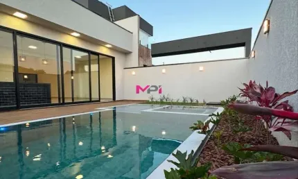 CASA TERREA COM 3 SUITES E PISCINA NO CONDOMÍNIO CAMPO DE MEDEIROS JUNDIAÍ
