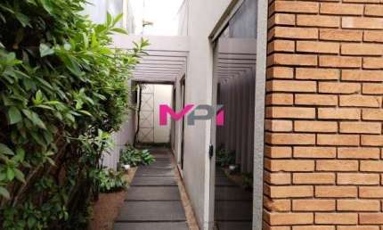 CASA SOBRADO PARA LOCAÇÃO PARA USO MISTO NO CENTRO DE JUNDIAÍ/SP
