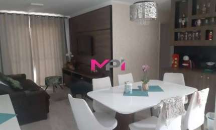 APARTAMENTO A VENDA NO CONDOMÍNIO MORADA DOS PINHEIROS.