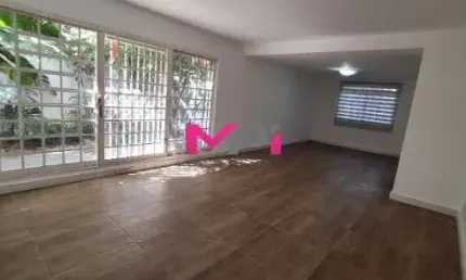 IMOVEL COMERCIAL  PARA ALUGAR COM  5 QUARTOS/SALAS  E 4 BANHEIROS  COM 298 m² por R$ 8.500/Mês