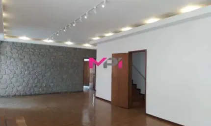 Casa comercial com 14 salas para alugar no Centro, Jundiaí 
