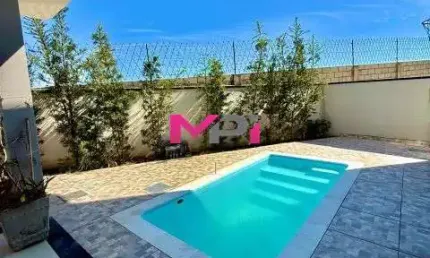 Sobrado com piscina para locação no residencial phytus - itupeva/sp.