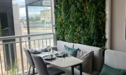 Apartamento possui 2 dormitórios em um dos bairros nobres da zona oeste de são paulo