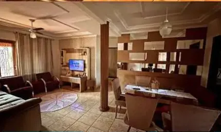 EXCELENTE E ESPA&#199;OSA CASA NO JD. NOVA OLINDA SOZINHA NO TERRENO