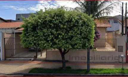 Casa com 3 quartos à venda na Rua Bruno Próspero Parolari, Alpes, Londrina